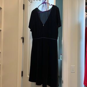 Never worn Draper James black velvet dress!